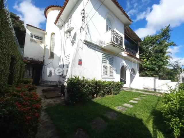 Casa / Sobrado para Venda em Salvador/BA Bonfim 4 Quartos