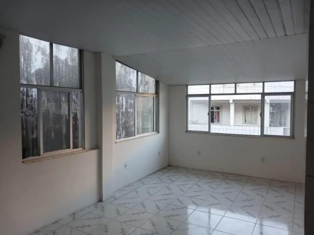 Casa / Sobrado para Venda em Salvador/BA Caixa D'Água 2 Quartos