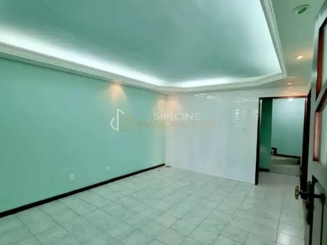 Casa / Sobrado para Venda em Salvador/BA Cajazeiras 4 Quartos