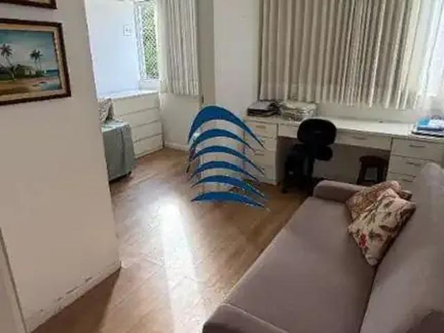 Casa / Sobrado para Venda em Salvador/BA Caminho das Árvores 3 Quartos