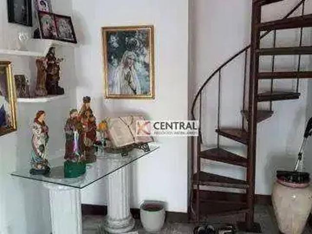 Casa / Sobrado para Venda em Salvador/BA Caminho das Árvores 3 Quartos