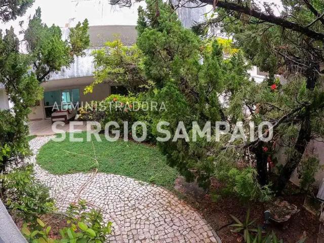 Casa / Sobrado para Venda em Salvador/BA Caminho das Árvores 3 Quartos