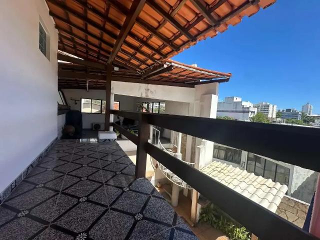 Casa / Sobrado para Venda em Salvador/BA Caminho das Árvores 3 Quartos