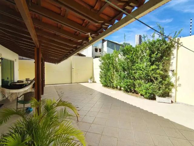 Casa / Sobrado para Venda em Salvador/BA Caminho das Árvores 4 Quartos