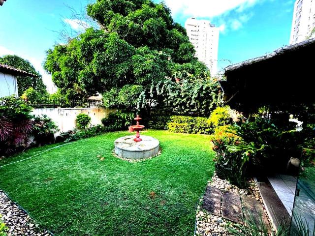 Casa / Sobrado para Venda em Salvador/BA Candeal 4 Quartos