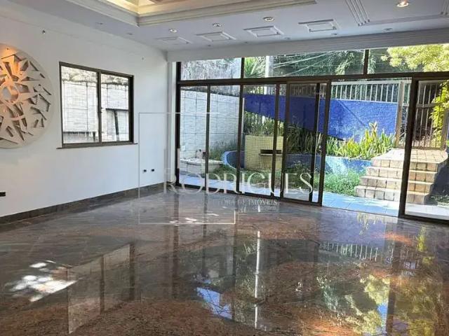 Casa / Sobrado para Venda em Salvador/BA Candeal 5 Quartos