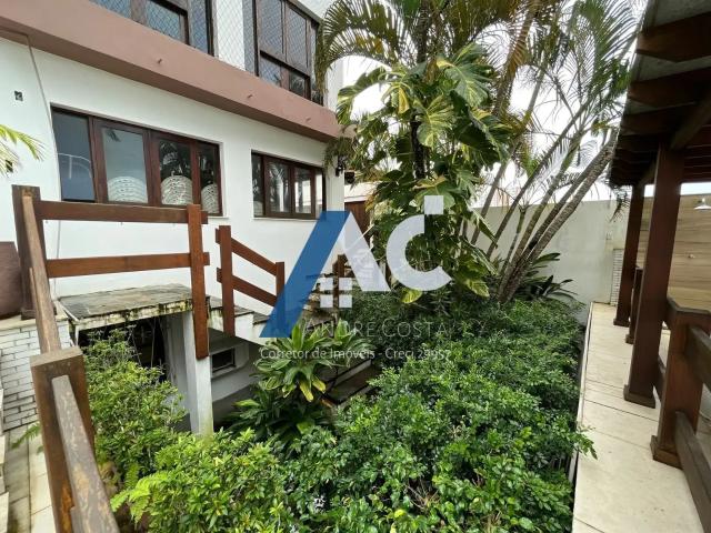 Casa / Sobrado para Venda em Salvador/BA Candeal 5 Quartos