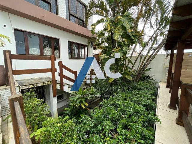 Casa / Sobrado para Venda em Salvador/BA Candeal 5 Quartos