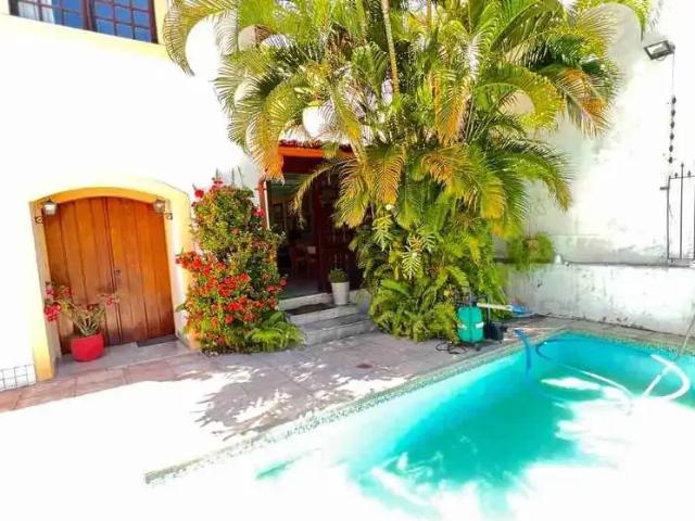 Casa / Sobrado para Venda em Salvador/BA Graça 4 Quartos