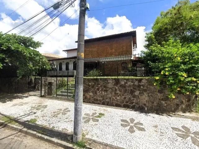 Casa / Sobrado para Venda em Salvador/BA Itaigara 4 Quartos