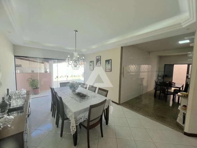 Casa / Sobrado para Venda em Salvador/BA Itaigara 5 Quartos