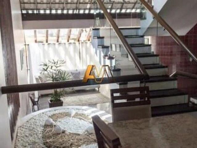 Casa / Sobrado para Venda em Salvador/BA Itaigara 6 Quartos