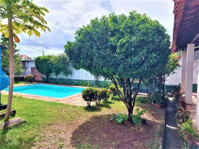Casa / Sobrado para Venda em Salvador/BA Itapuã 3 Quartos