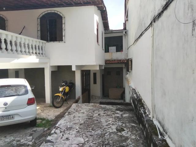 Casa / Sobrado para Venda em Salvador/BA Itapuã 3 Quartos