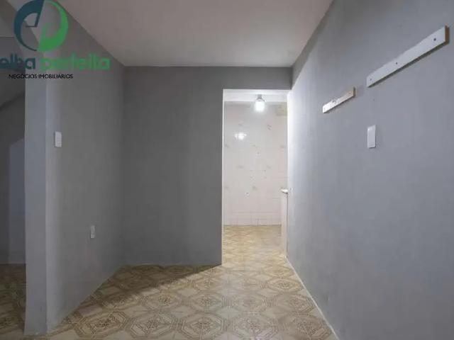 Casa / Sobrado para Venda em Salvador/BA Itapuã 4 Quartos