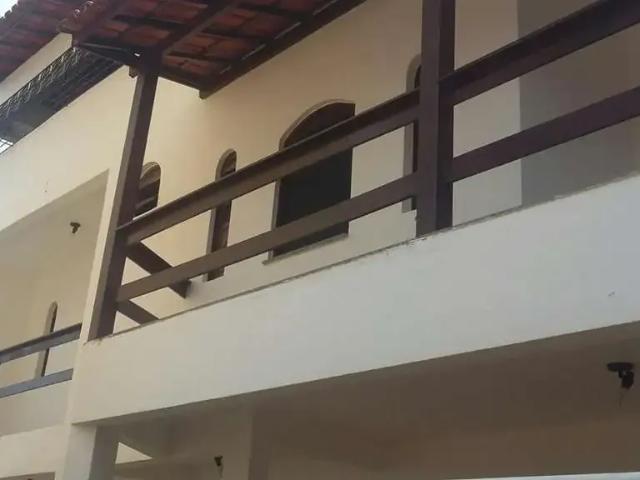 Casa / Sobrado para Venda em Salvador/BA Itapuã 4 Quartos