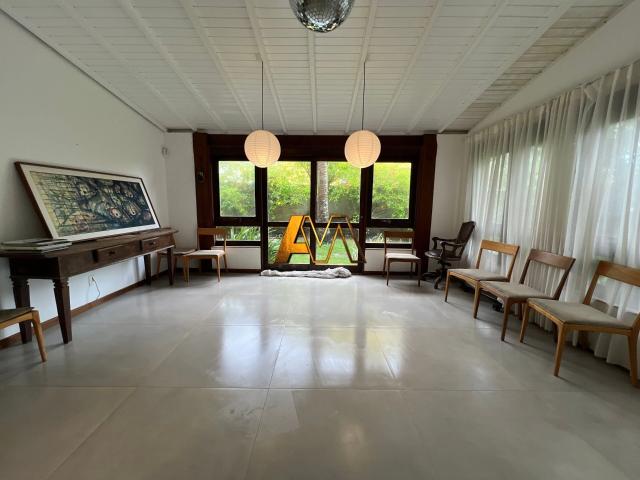 Casa / Sobrado para Venda em Salvador/BA Itapuã 4 Quartos