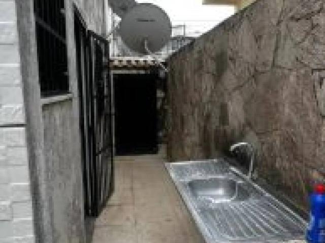 Casa / Sobrado para Venda em Salvador/BA Itapuã 4 Quartos