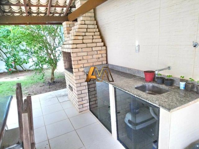 Casa / Sobrado para Venda em Salvador/BA Itapuã 5 Quartos