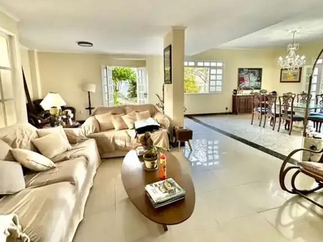 Casa / Sobrado para Venda em Salvador/BA Itapuã 5 Quartos