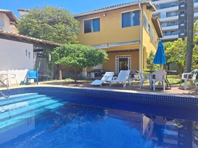 Casa / Sobrado para Venda em Salvador/BA Itapuã 6 Quartos