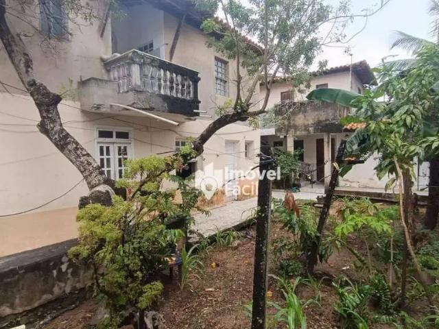Casa / Sobrado para Venda em Salvador/BA Itapuã 6 Quartos