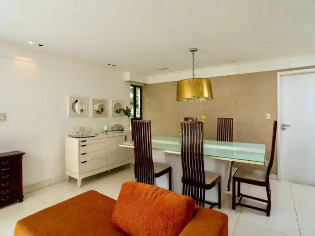 Casa / Sobrado para Venda em Salvador/BA Jaguaribe 4 Quartos