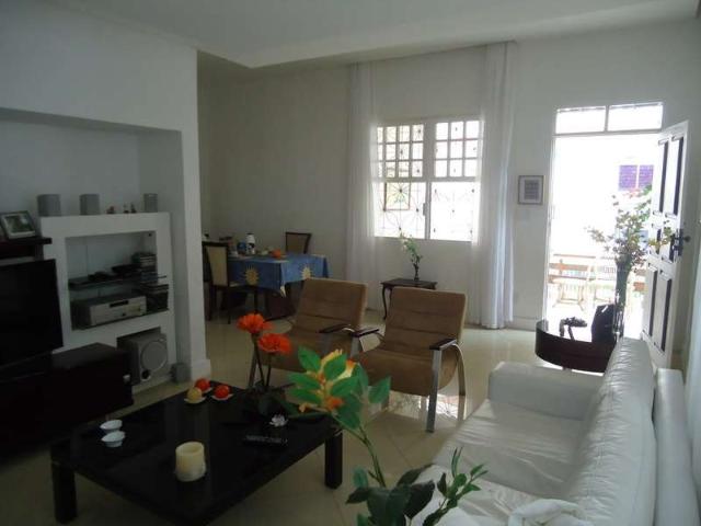 Casa / Sobrado para Venda em Salvador/BA Jardim Apipema 6 Quartos