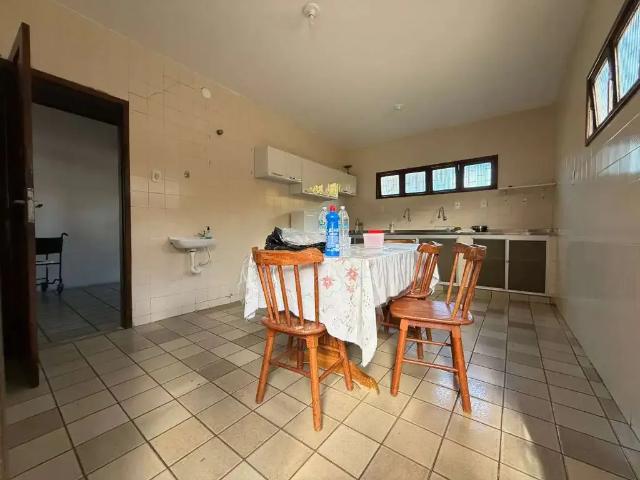 Casa / Sobrado para Venda em Salvador/BA Jardim Placaford 5 Quartos