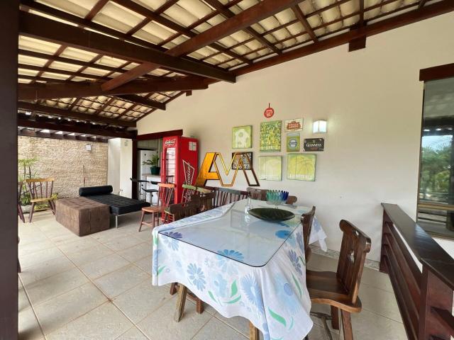 Casa / Sobrado para Venda em Salvador/BA Piatã 4 Quartos