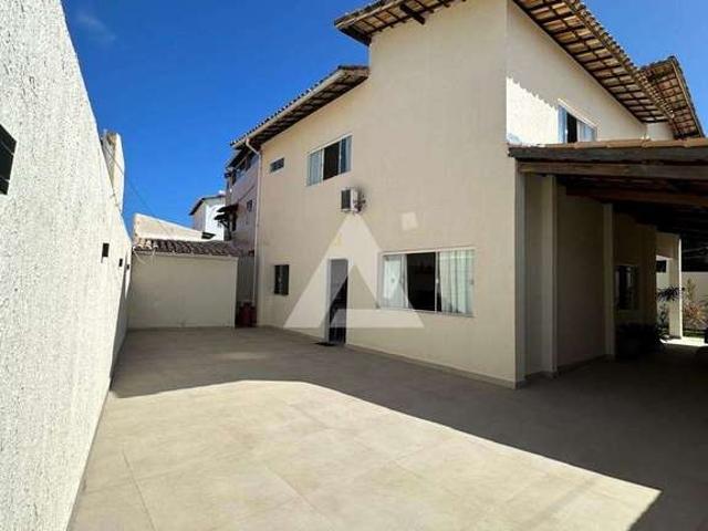 Casa / Sobrado para Venda em Salvador/BA Piatã 4 Quartos