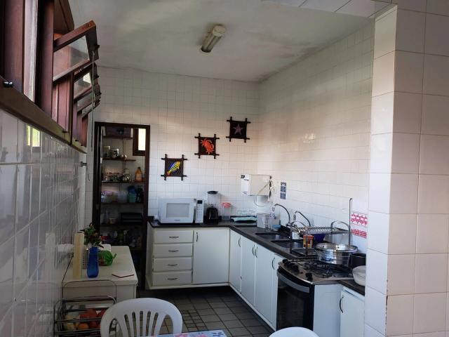 Casa / Sobrado para Venda em Salvador/BA Piatã 5 Quartos