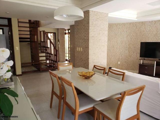 Casa / Sobrado para Venda em Salvador/BA Piatã 5 Quartos