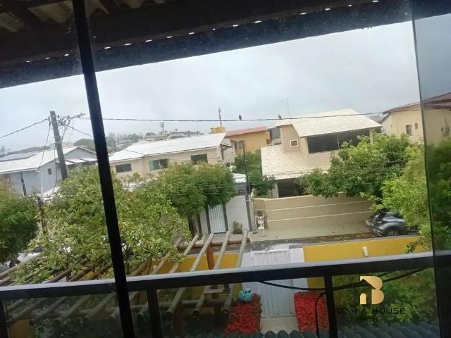 Casa / Sobrado para Venda em Salvador/BA Piatã 6 Quartos