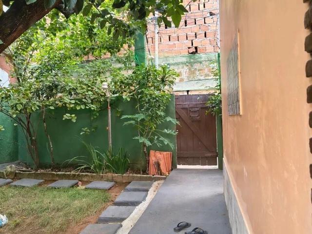 Casa / Sobrado para Venda em Salvador/BA Pituaçu 2 Quartos