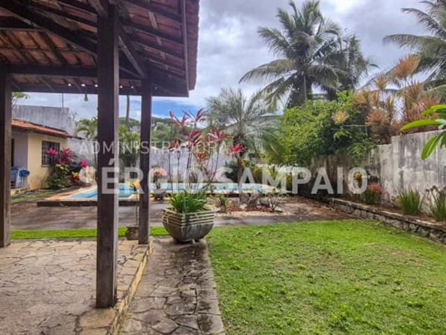 Casa / Sobrado para Venda em Salvador/BA Pituaçu 4 Quartos