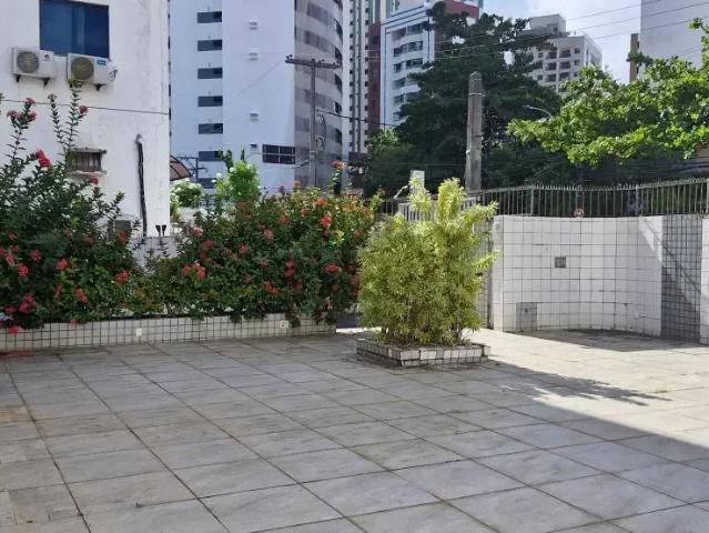 Casa / Sobrado para Venda em Salvador/BA Pituba 5 Quartos