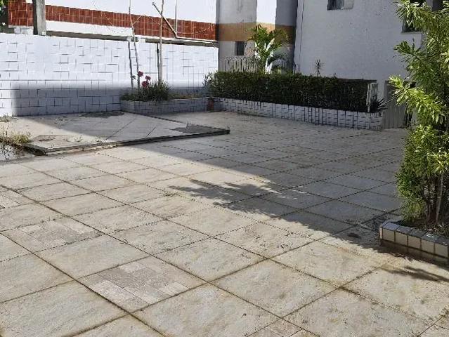 Casa / Sobrado para Venda em Salvador/BA Pituba 5 Quartos