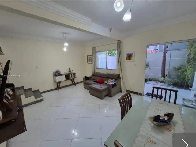 Casa / Sobrado para Venda em Salvador/BA Praia do Flamengo 4 Quartos