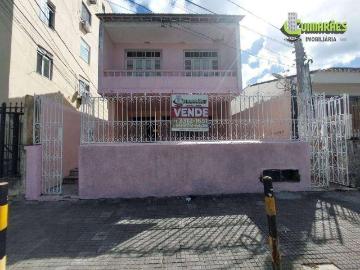Casa / Sobrado para Venda em Salvador/BA Ribeira 5 Quartos