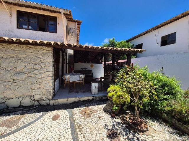 Casa / Sobrado para Venda em Salvador/BA Stella Maris 6 Quartos