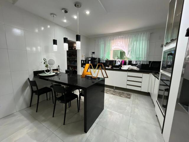 Casa / Sobrado para Venda em Salvador/BA Stella Maris 8 Quartos