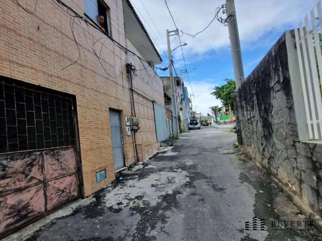 Casa / Sobrado para Venda em Salvador/BA São Cristóvão 3 Quartos