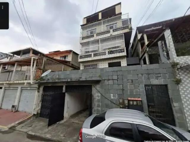 Casa / Sobrado para Venda em Salvador/BA Santa Mônica 2 Quartos