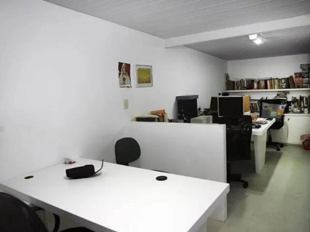 Casa / Sobrado para Venda em Salvador/BA Vila Laura 4 Quartos