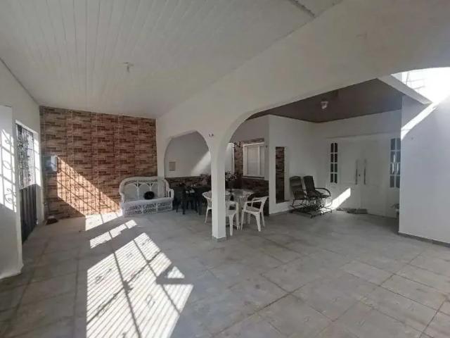 Casa / Sobrado para Venda em Salinópolis/PA Centro 3 Quartos