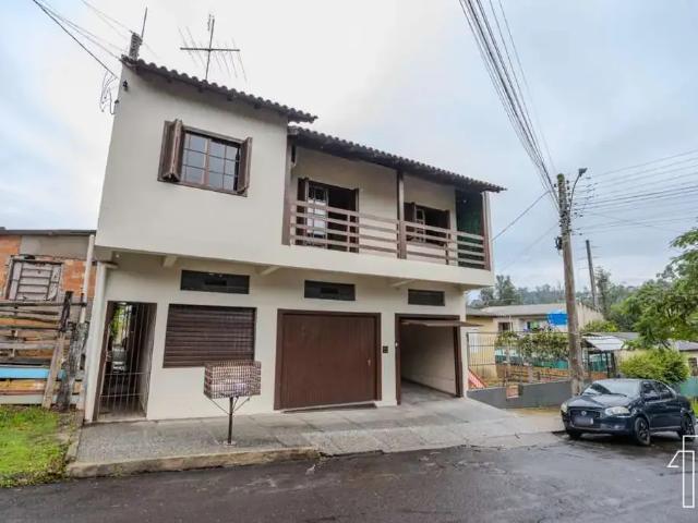Casa / Sobrado para Venda em Sapucaia do Sul/RS Vargas 7 Quartos