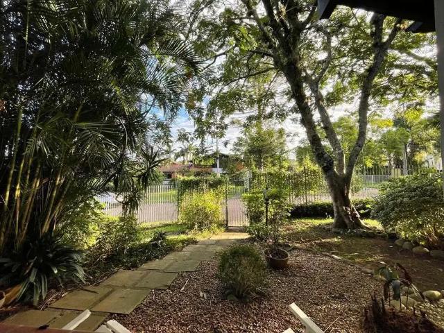 Casa / Sobrado para Venda em Sapucaia do Sul/RS Freitas 4 Quartos