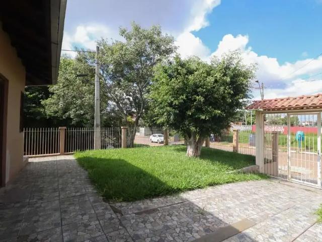 Casa / Sobrado para Venda em Sapucaia do Sul/RS Freitas 4 Quartos