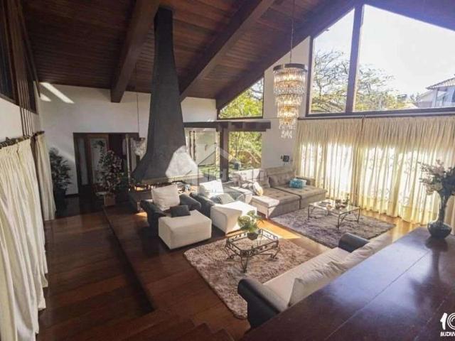 Casa / Sobrado para Venda em Sapucaia do Sul/RS Freitas 6 Quartos